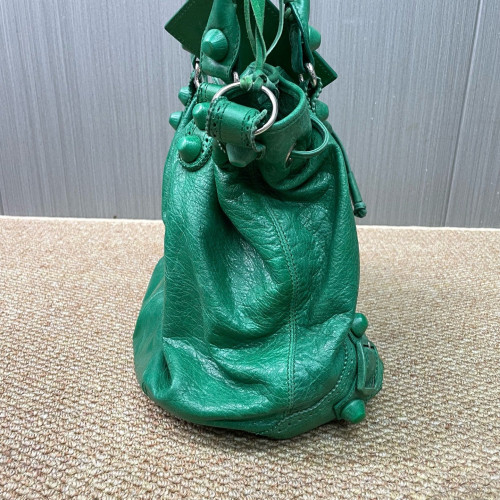 Balenciaga Le Cagole Bucket Small Pull Up Leather Green