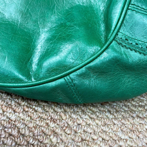 Balenciaga Le Cagole Bucket Small Pull Up Leather Green