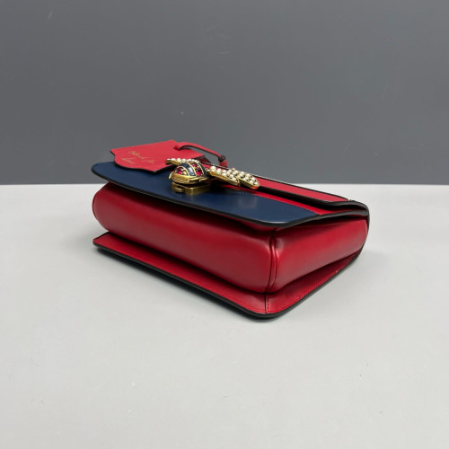 Gucci Shoulder Bag Calfskin White Red Blue