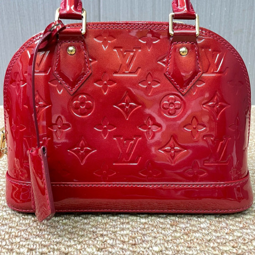 Louis Vuitton Alma BB Vernis Red
