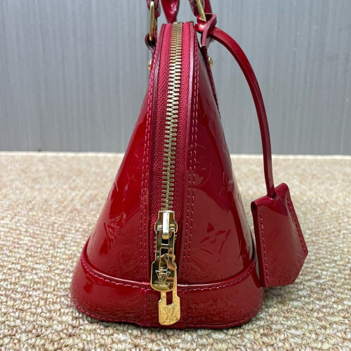 Louis Vuitton Alma BB Vernis Red
