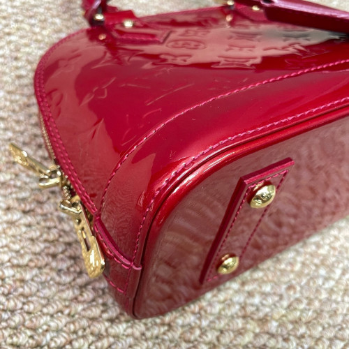 Louis Vuitton Alma BB Vernis Red