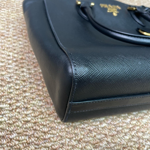 Prada Tote Bag Calfskin Black