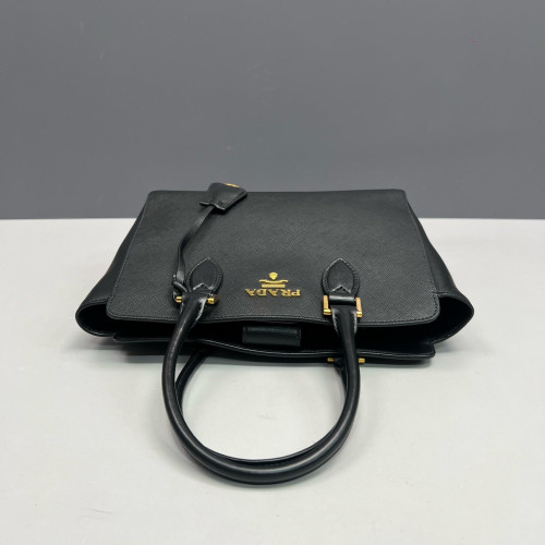 Prada Tote Bag Calfskin Black