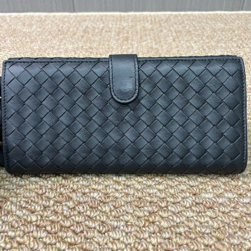 Bottega Veneta Intrecciato Continental Flap Wallet Calfskin Intrecciato Black