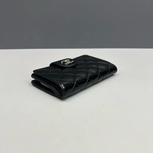 Chanel Quilted Compact Wallet Patent Calfskin Black Chanel Quilted Compact Wallet Patent Calfskin Black