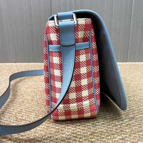 Gucci Messenger Calfskin Red