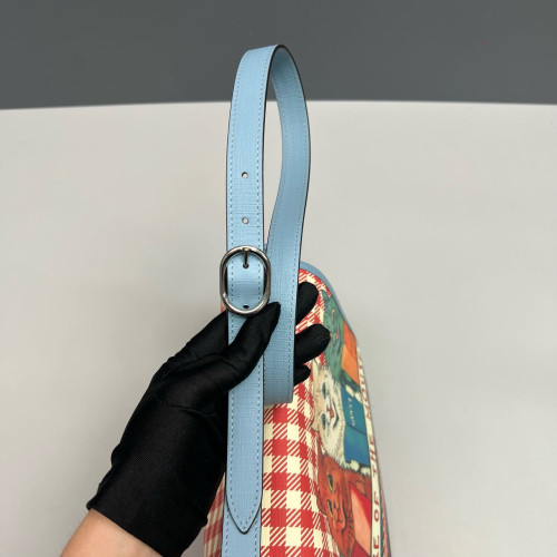 Gucci Messenger Calfskin Red