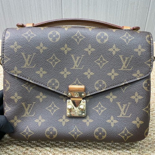 Louis Vuitton Pochette Metis Monogram Brown