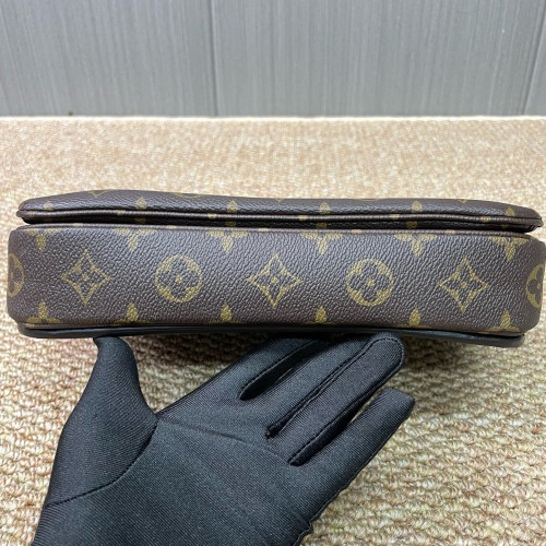 Louis Vuitton Pochette Metis Monogram Brown