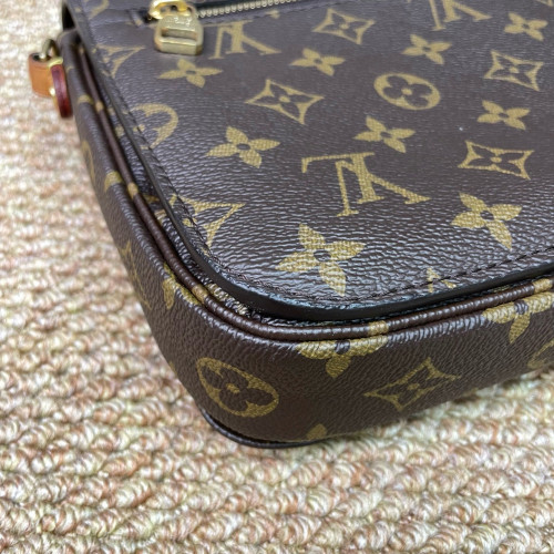 Louis Vuitton Pochette Metis Monogram Brown