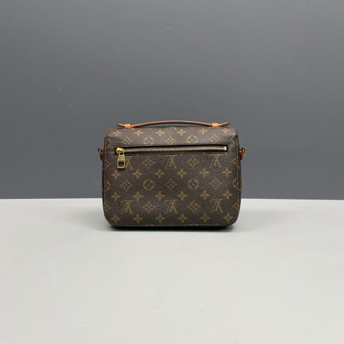 Louis Vuitton Pochette Metis Monogram Brown