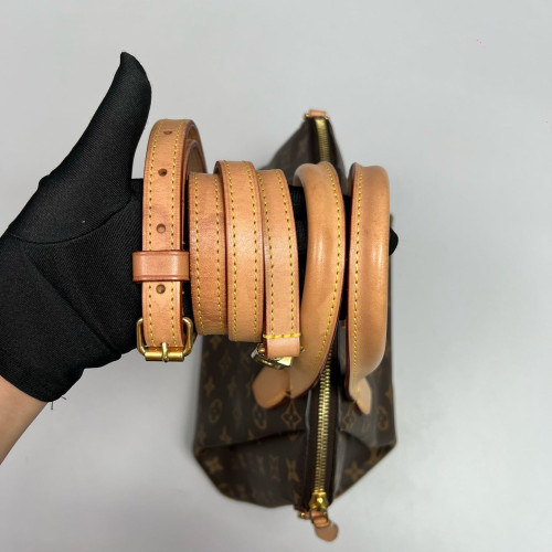 Louis Vuitton Rivoli MM Monogram Brown