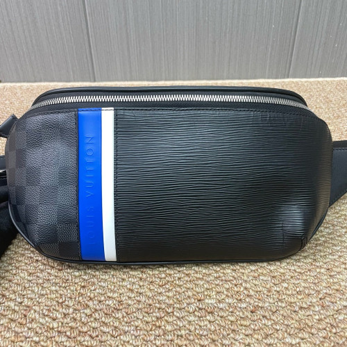 Louis Vuitton Bumbag Calfskin Damier Graphite Black