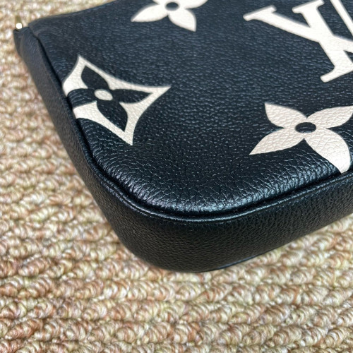 Louis Vuitton Multi Pochette Accessories Monogram Empreinte Giant Black White Red