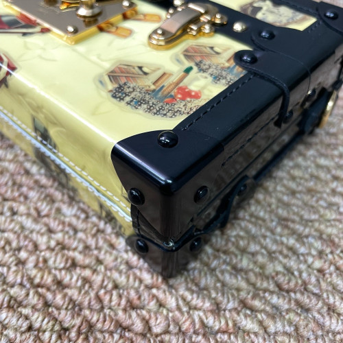 Louis Vuitton Petite Malle Vernis Black Yellow